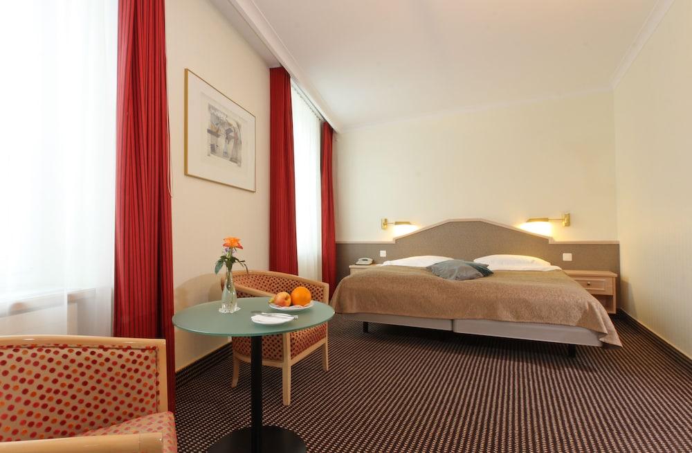 Seehotel Waldstaetterhof Swiss Quality Brunnen Eksteriør bilde